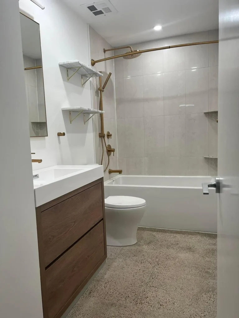 bathroom renovations services in Greater Toronto Area - J&P Eagle Construction Group - renovation in greater toronto area